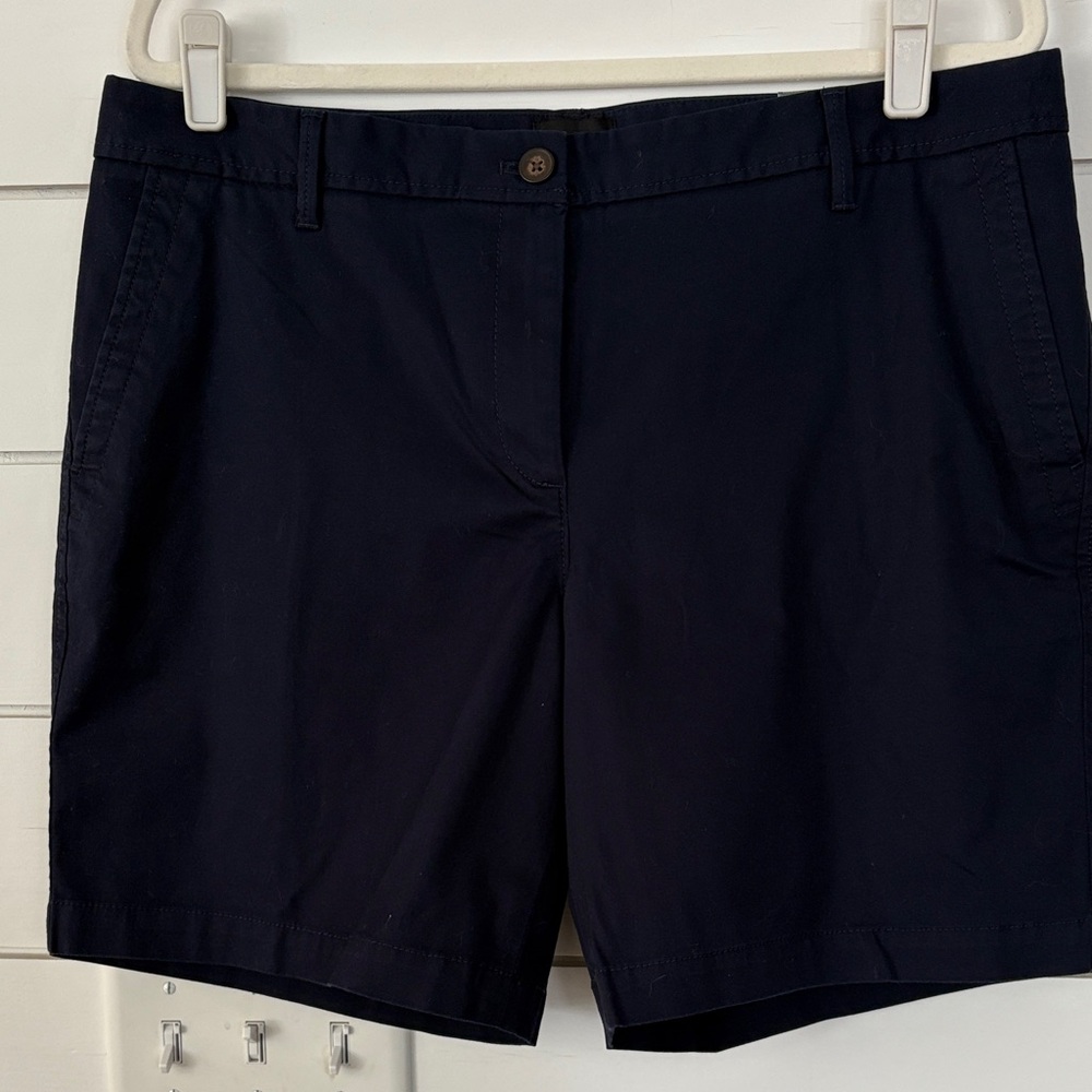 Talbots Navy Women's 7” shorts. NWT